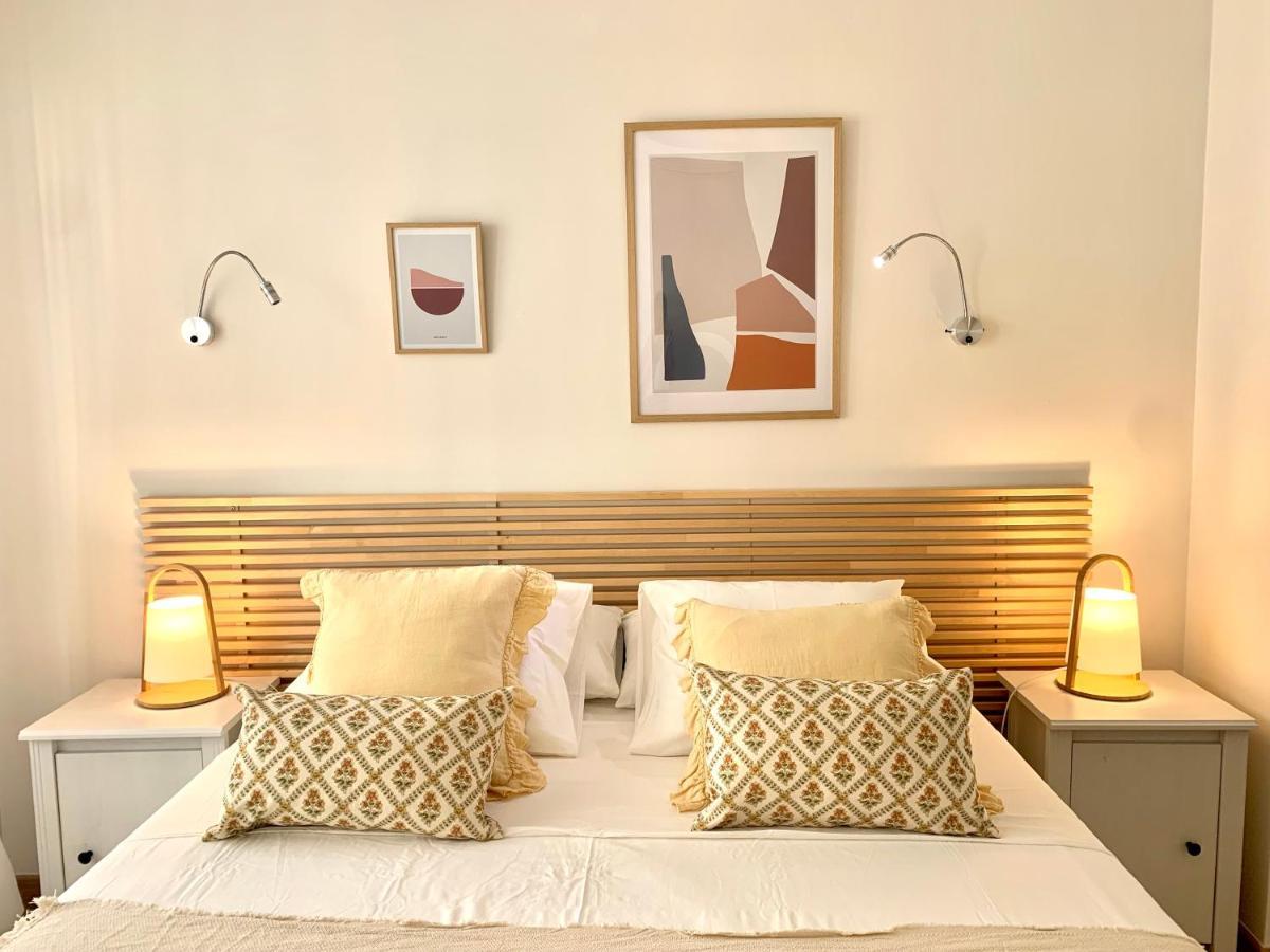 Homely Plaza Del Teatro Appartement *